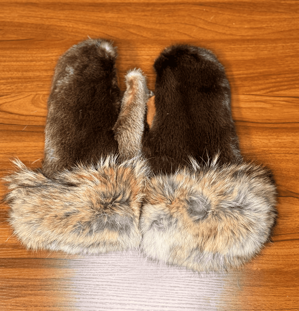 Otter and Coyote Mittens - M