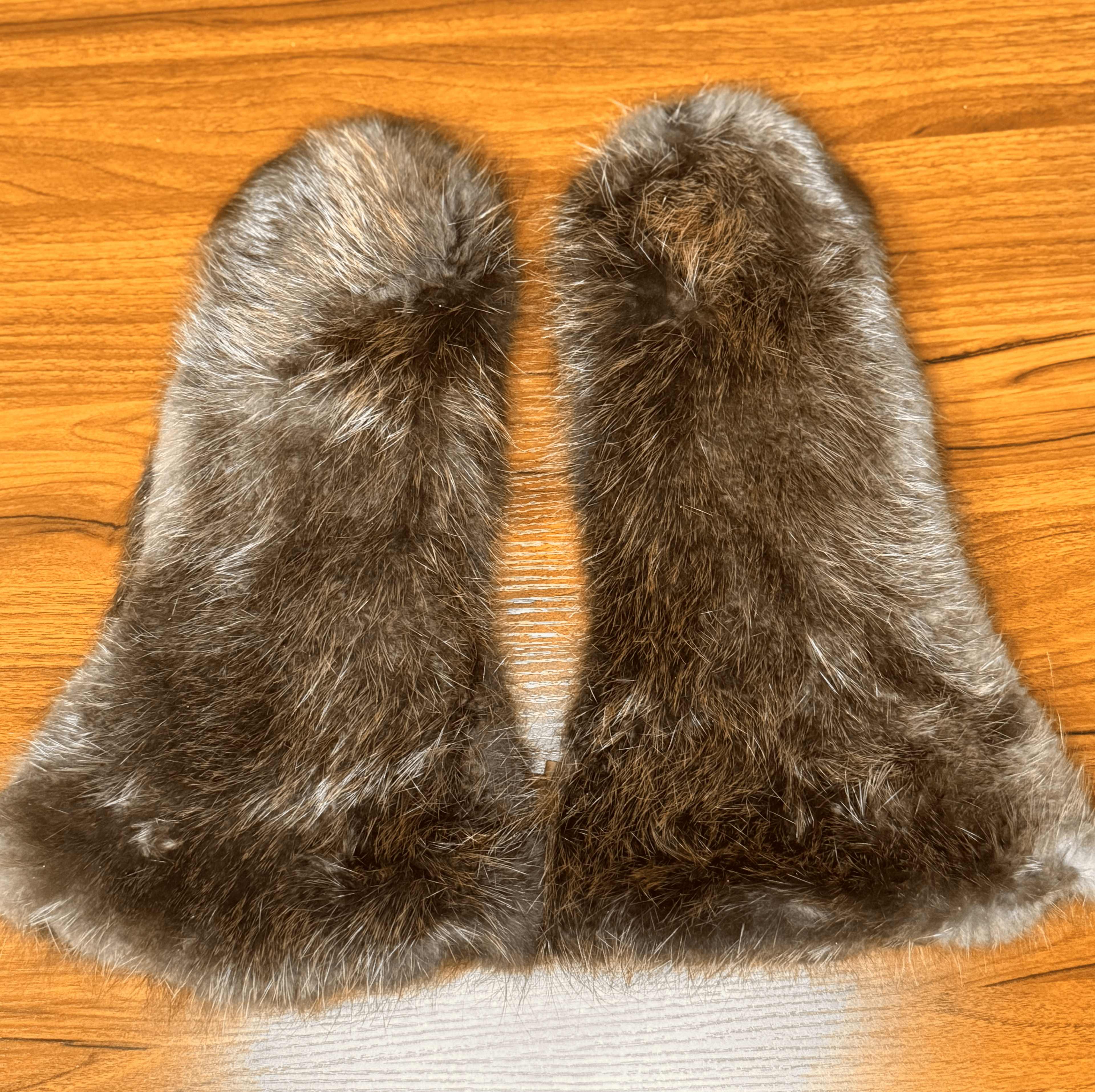 Beaver Gauntlet Mittens