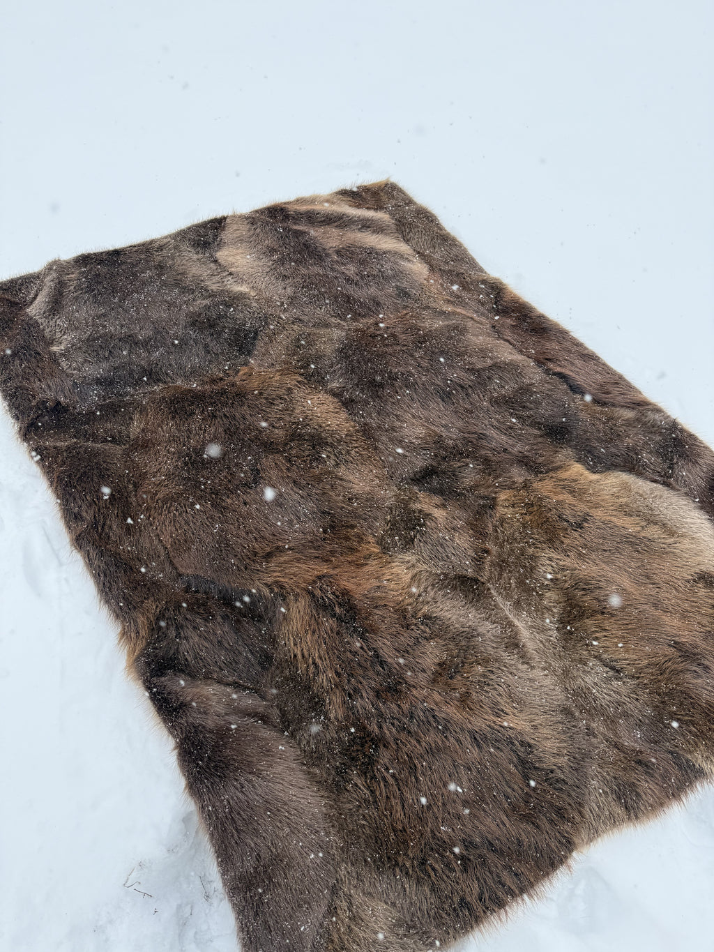 Beaver Throw - Large