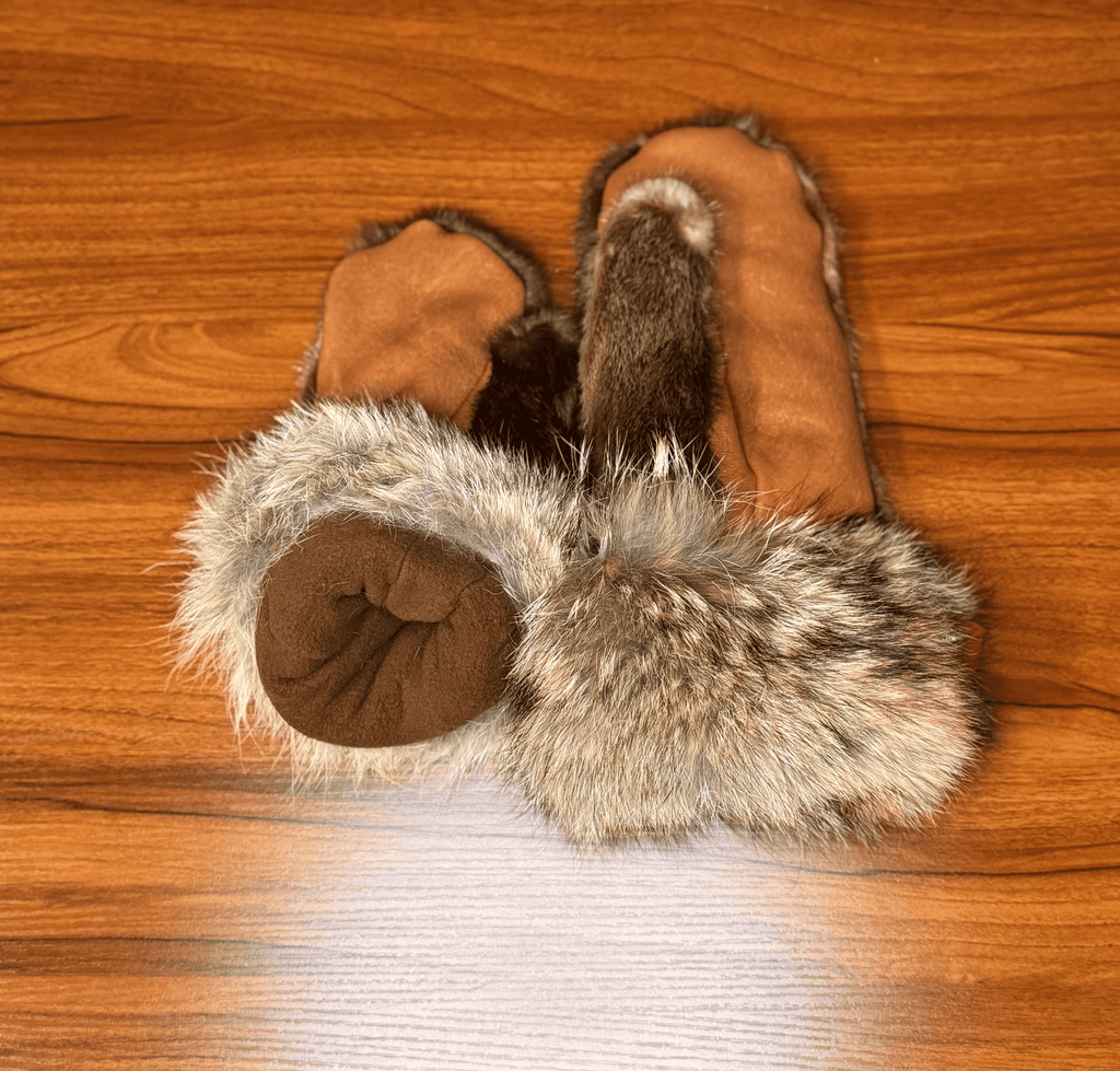 Otter and Coyote Mittens - L