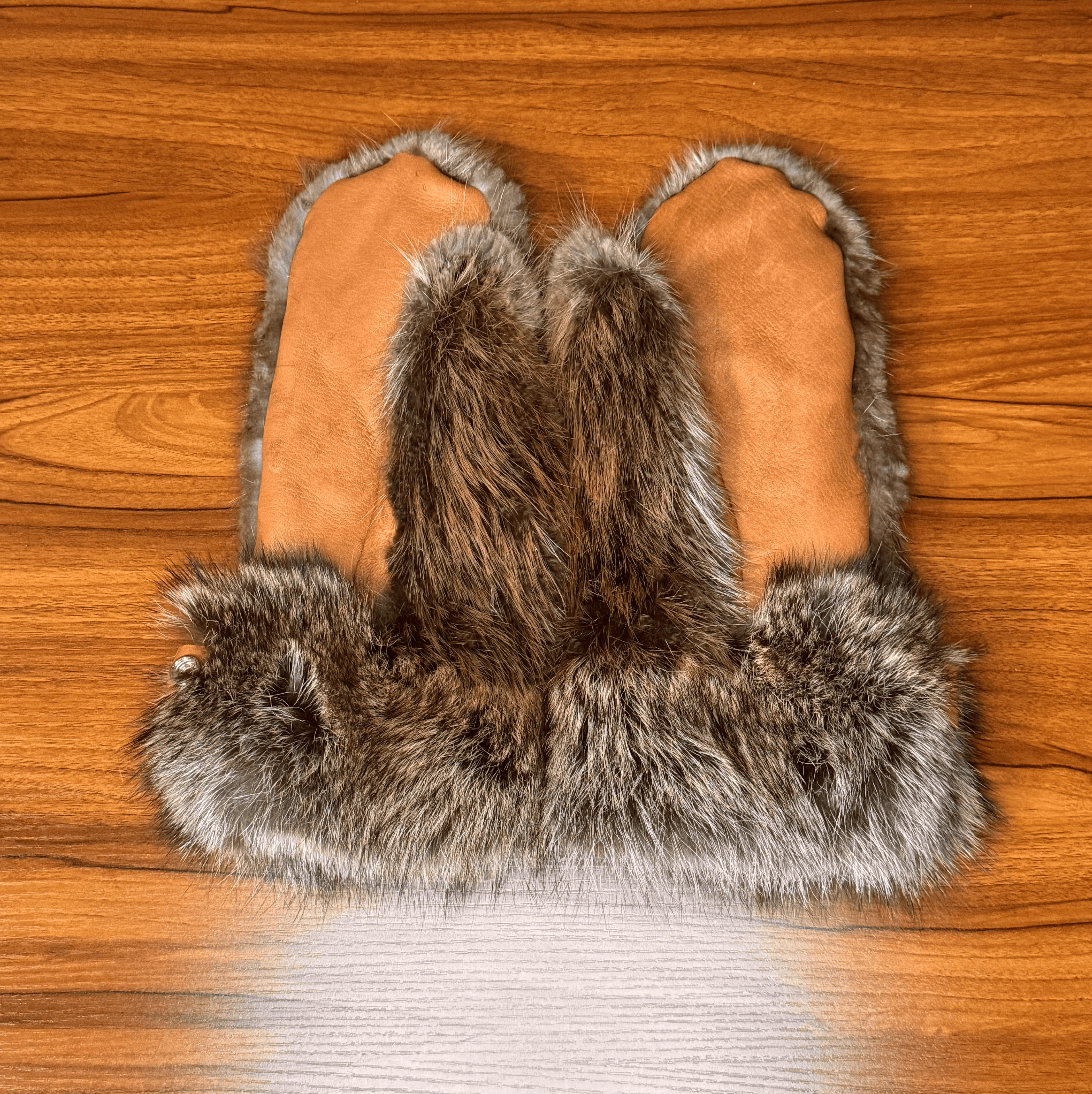 Beaver and Raccoon Mittens - M